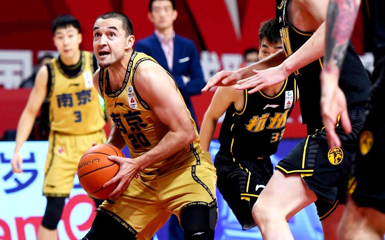 关于亚特兰大迎CBA季后赛关键赛，赛前队长鼓劲，悬念犹存，医务组通报恢复的信息